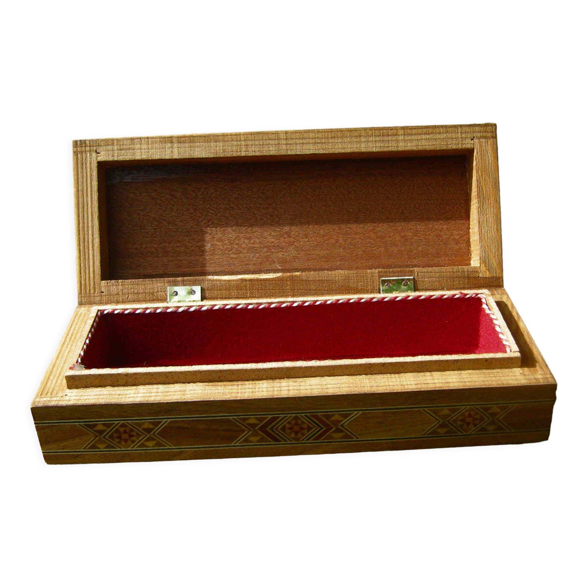 Boite bois marqueterie et nacre