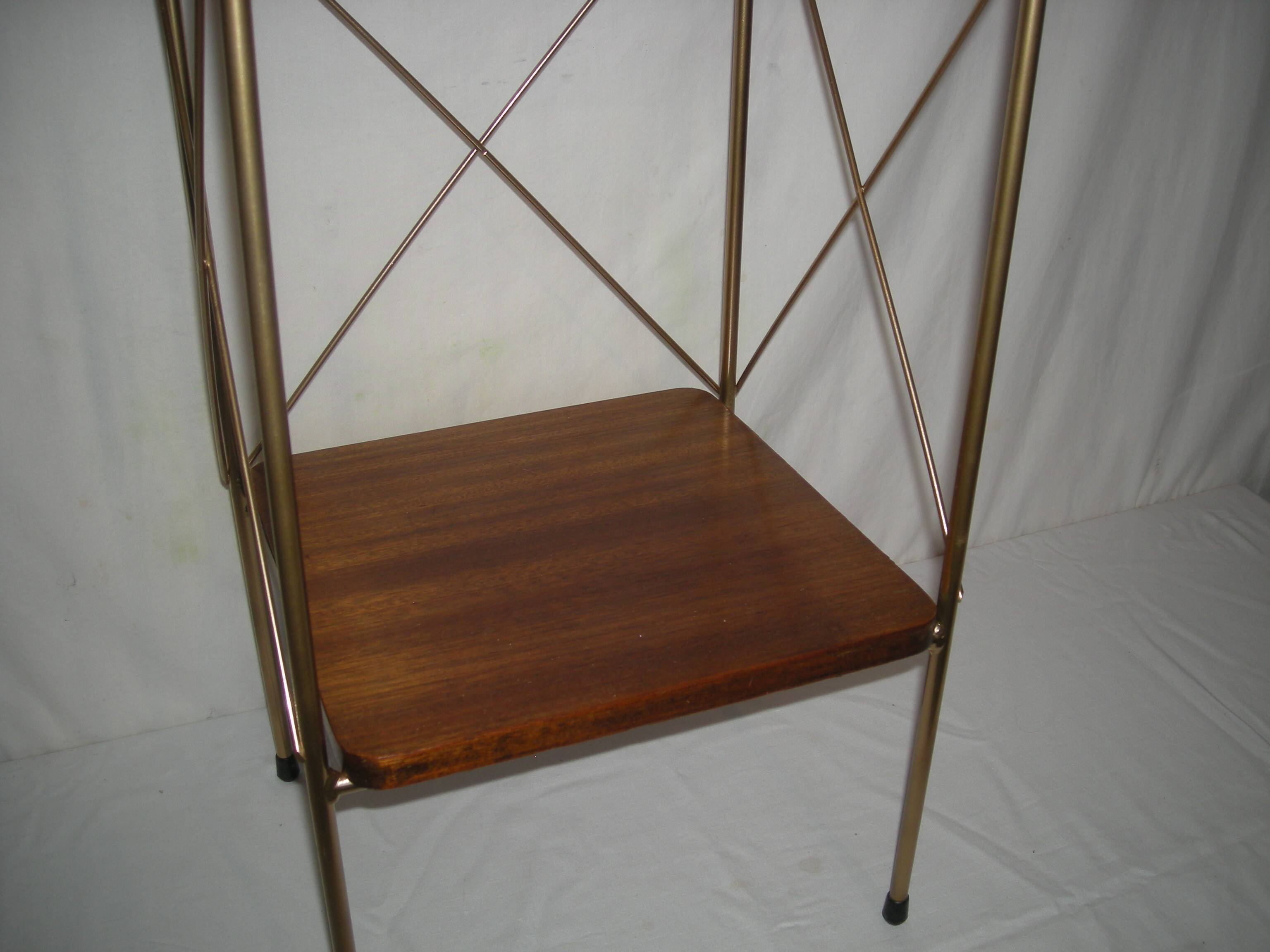 Meuble d' appoint ; de chevet des années 60