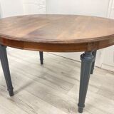 Table ronde en noyer