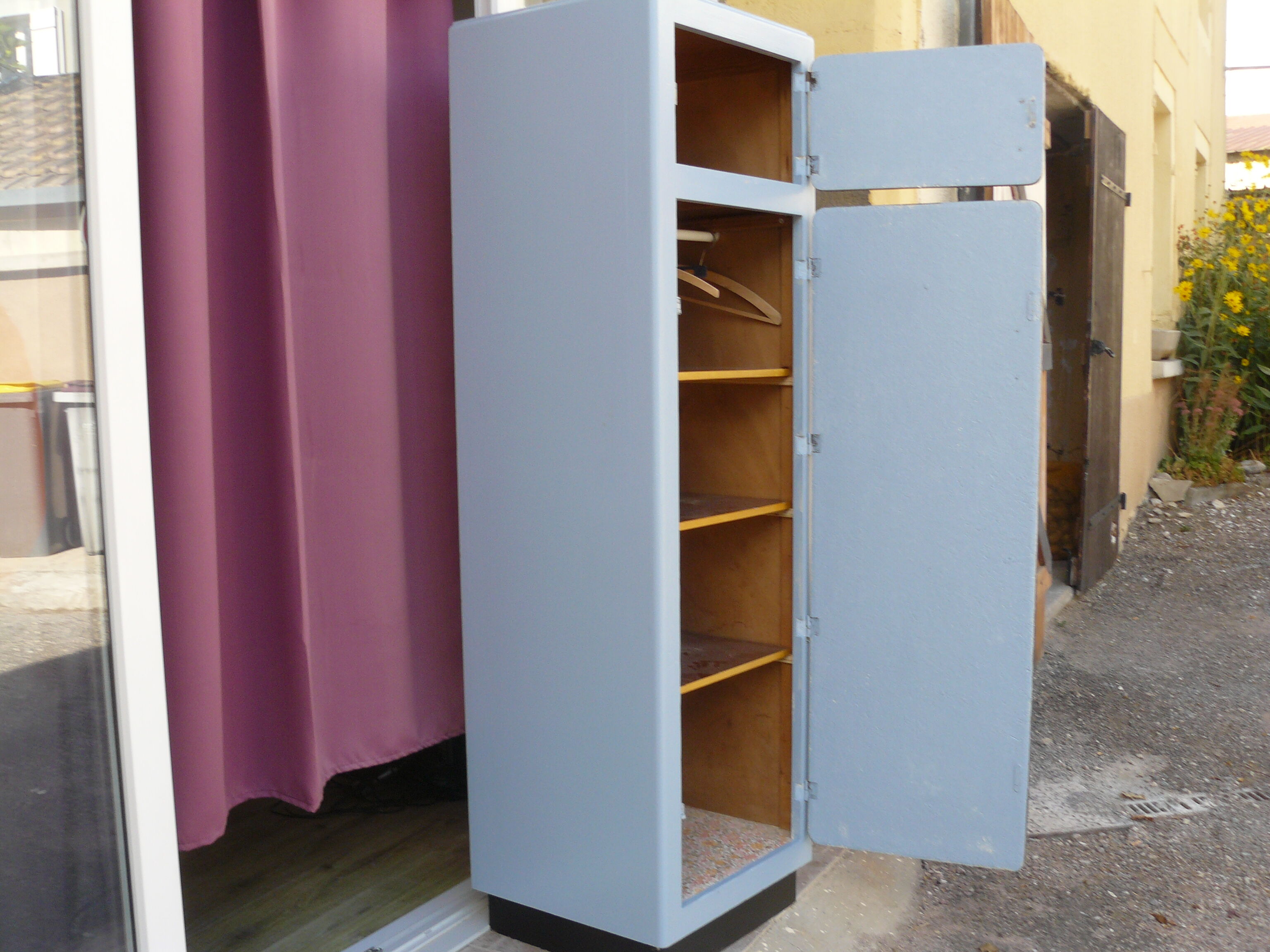 Wardrobe one door
