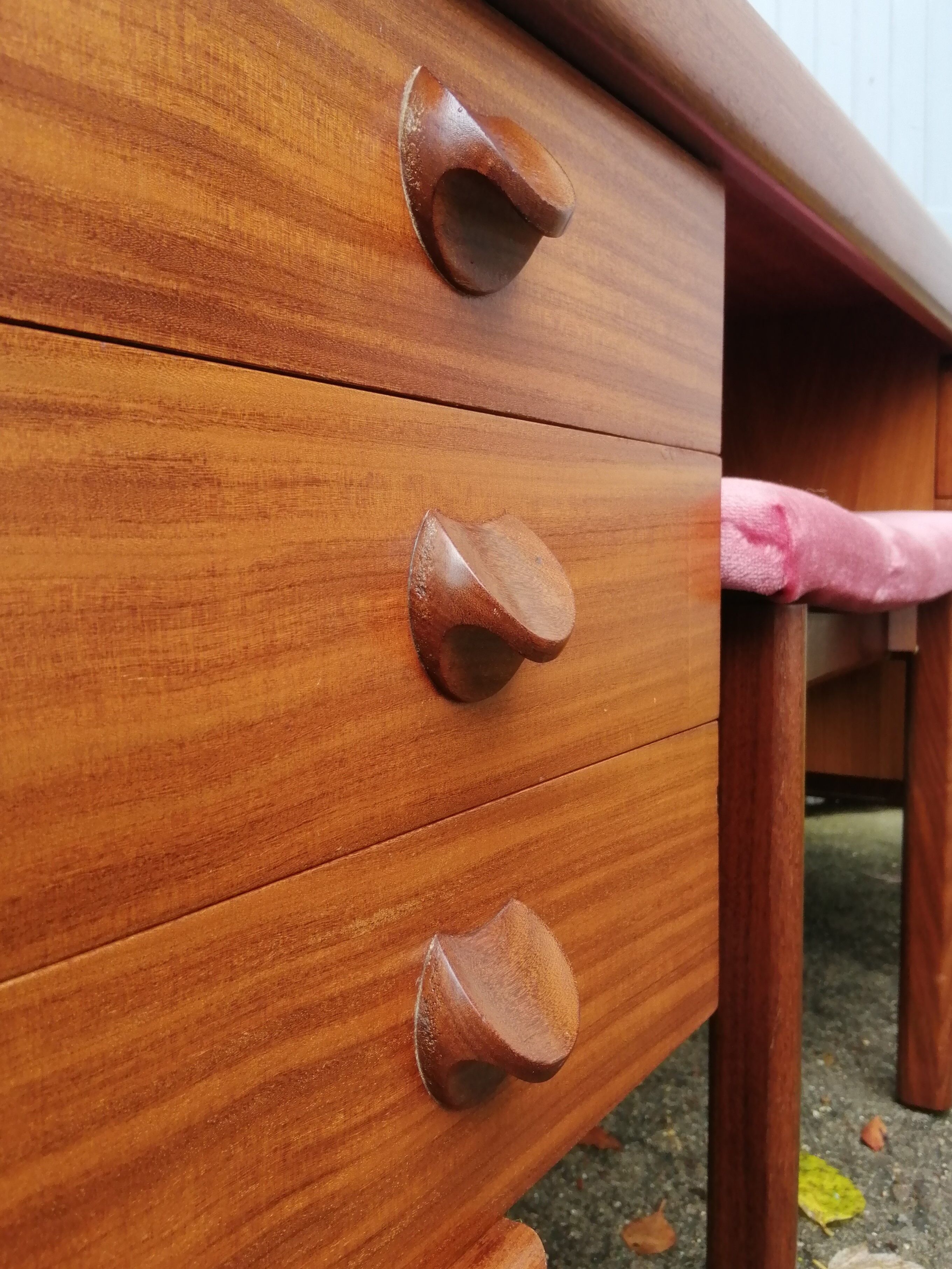 Teak dressing table from the 60s by White & Newton