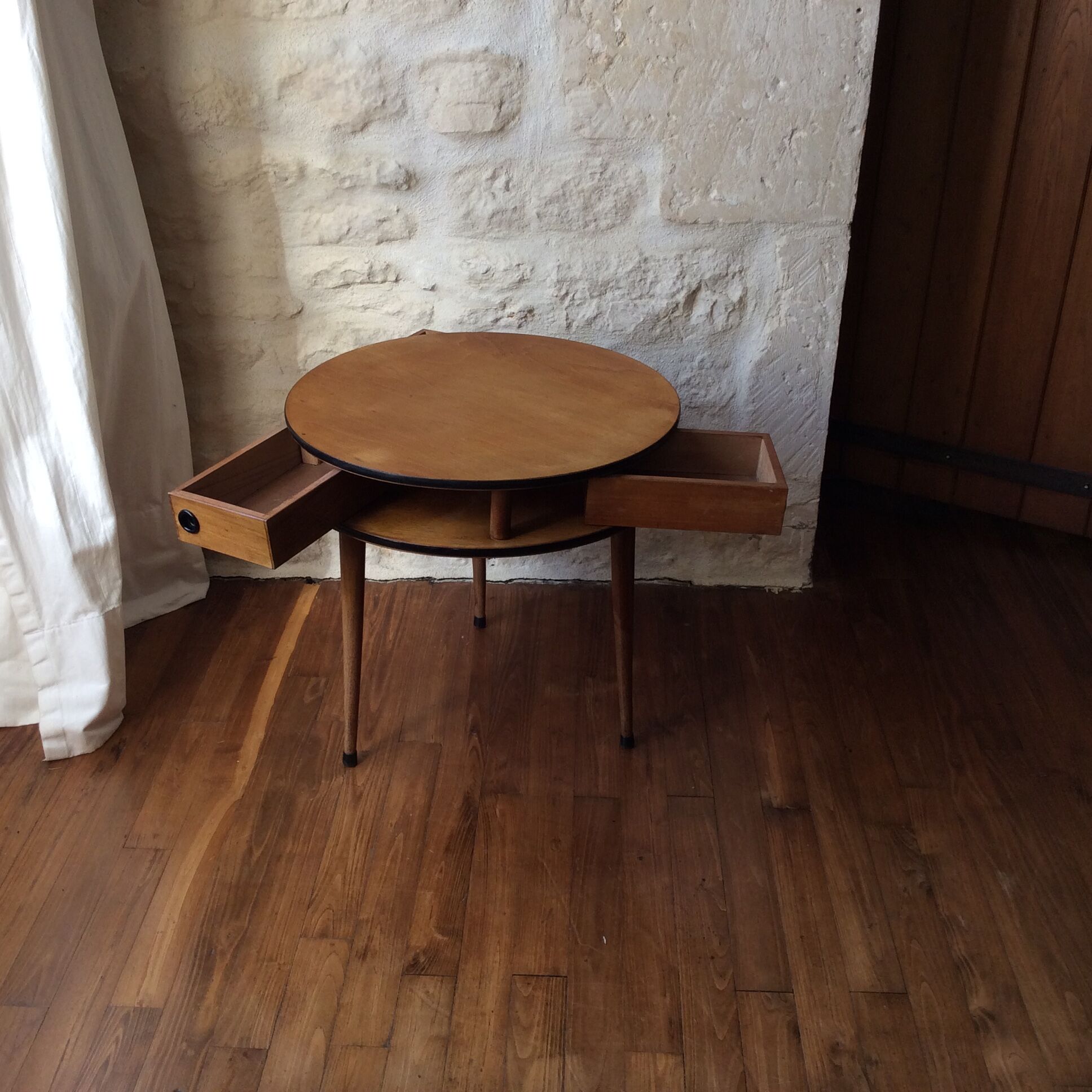 Round coffee table 1950s