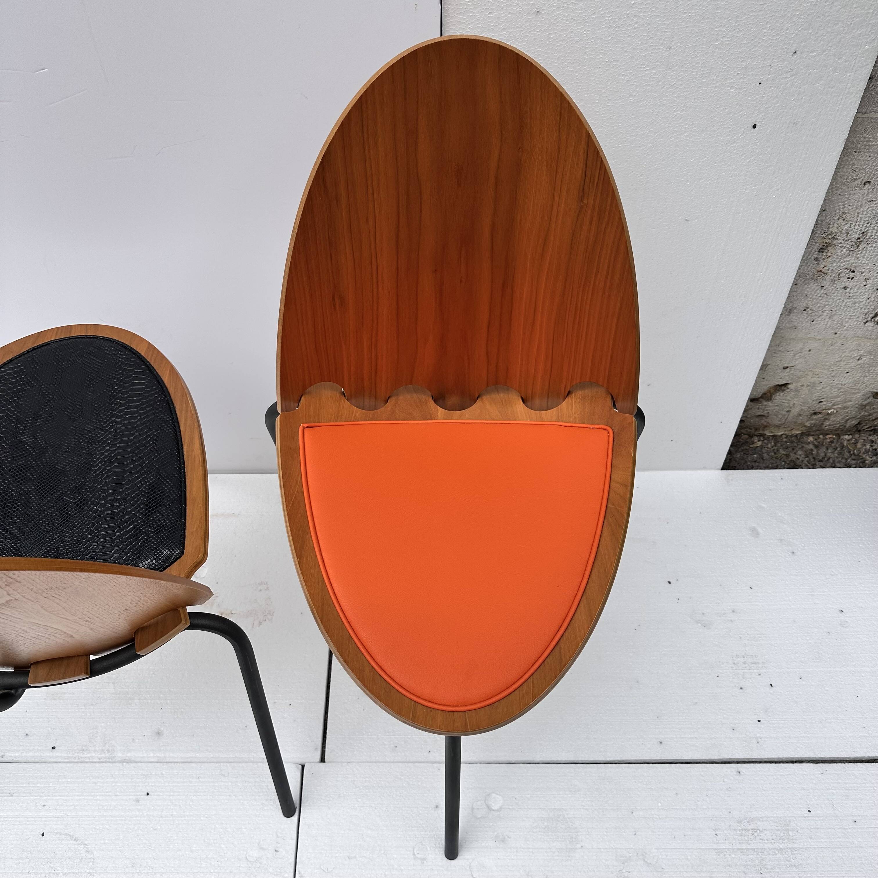 Set of "A6" chairs, Joseph-André Motte for Steiner, wood and leather, 2000s – France