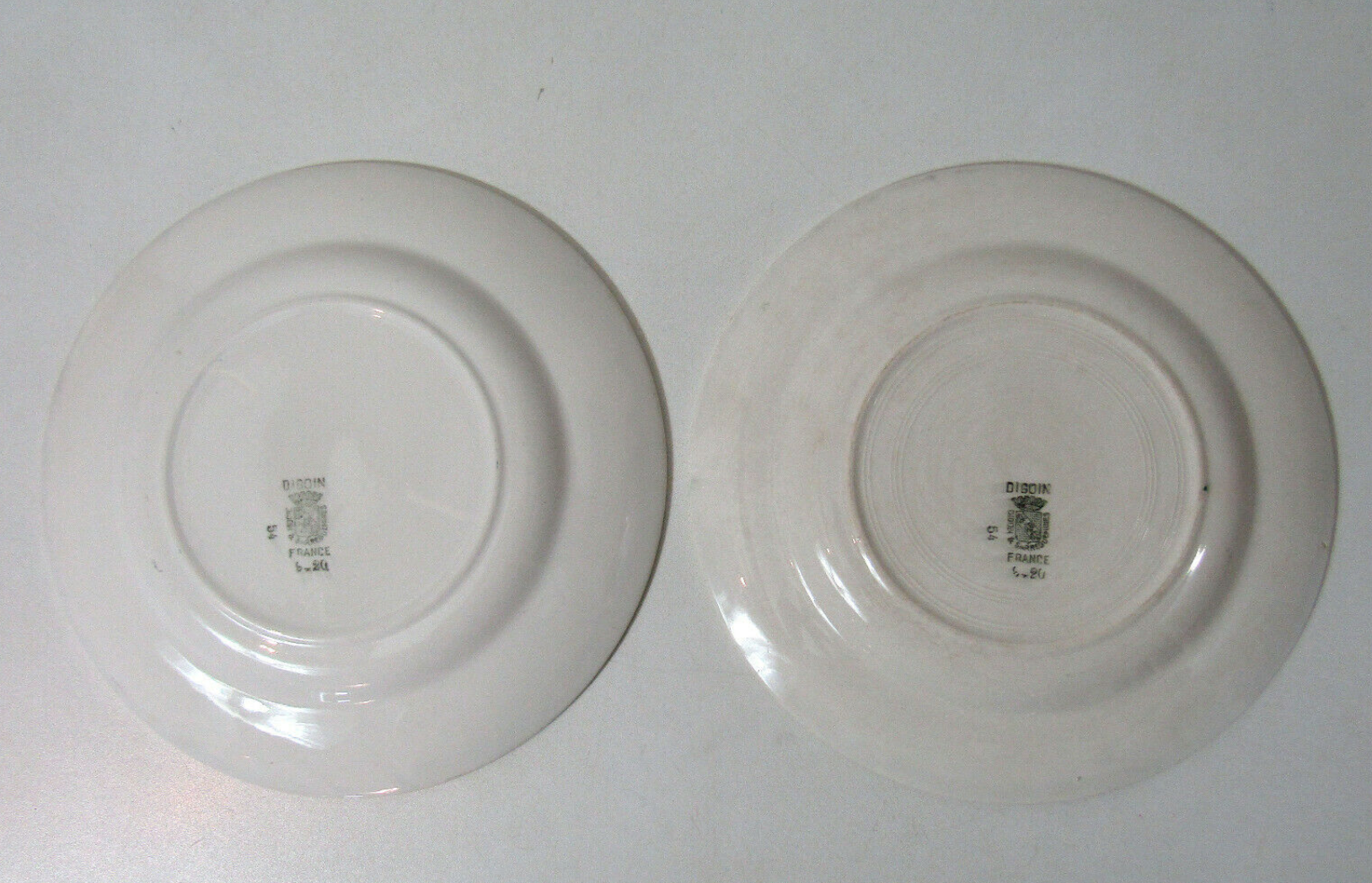 Digoin Sarreguemines 9420 carnation 2 flat plates