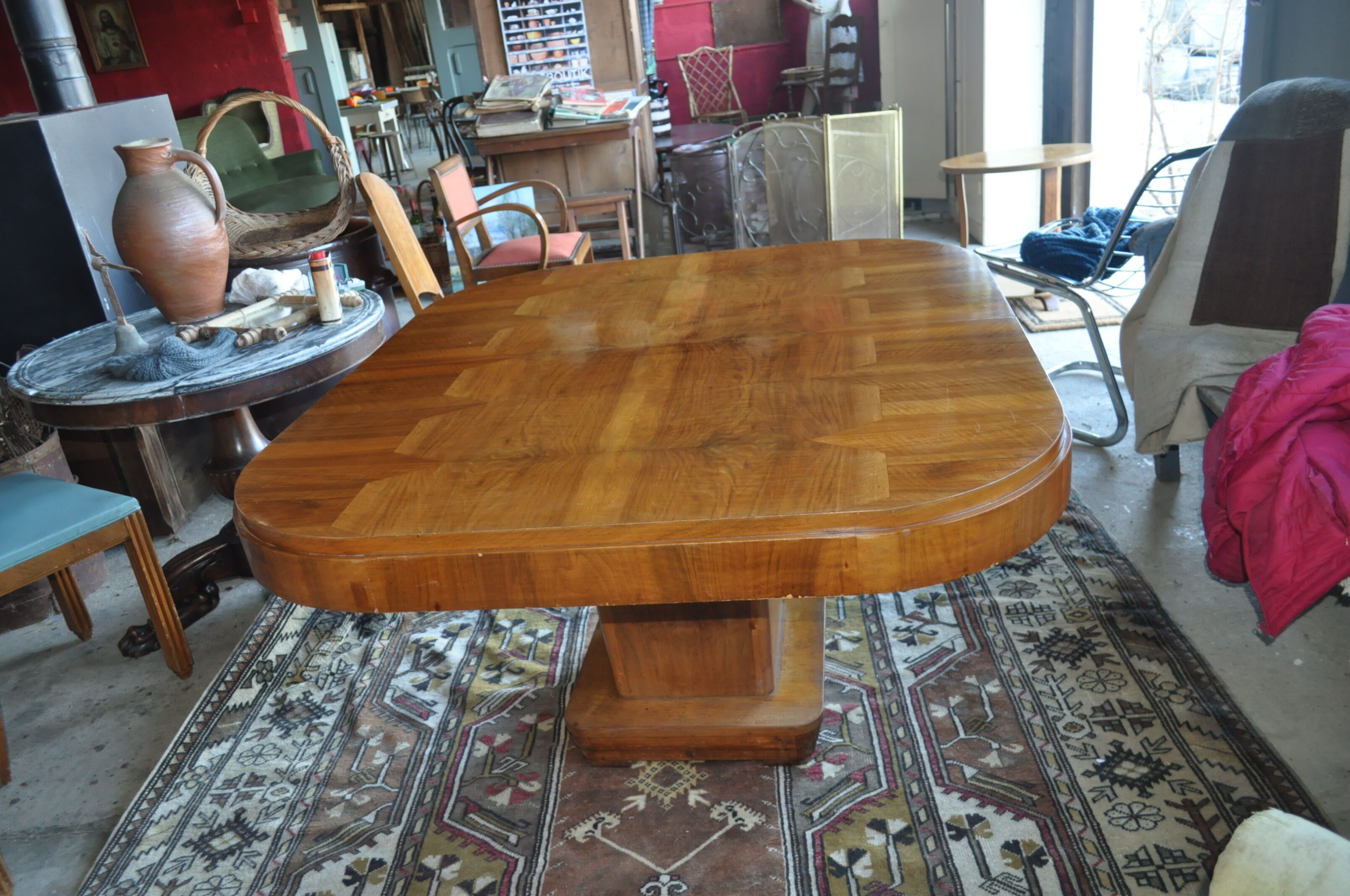 Artdeco dining table.