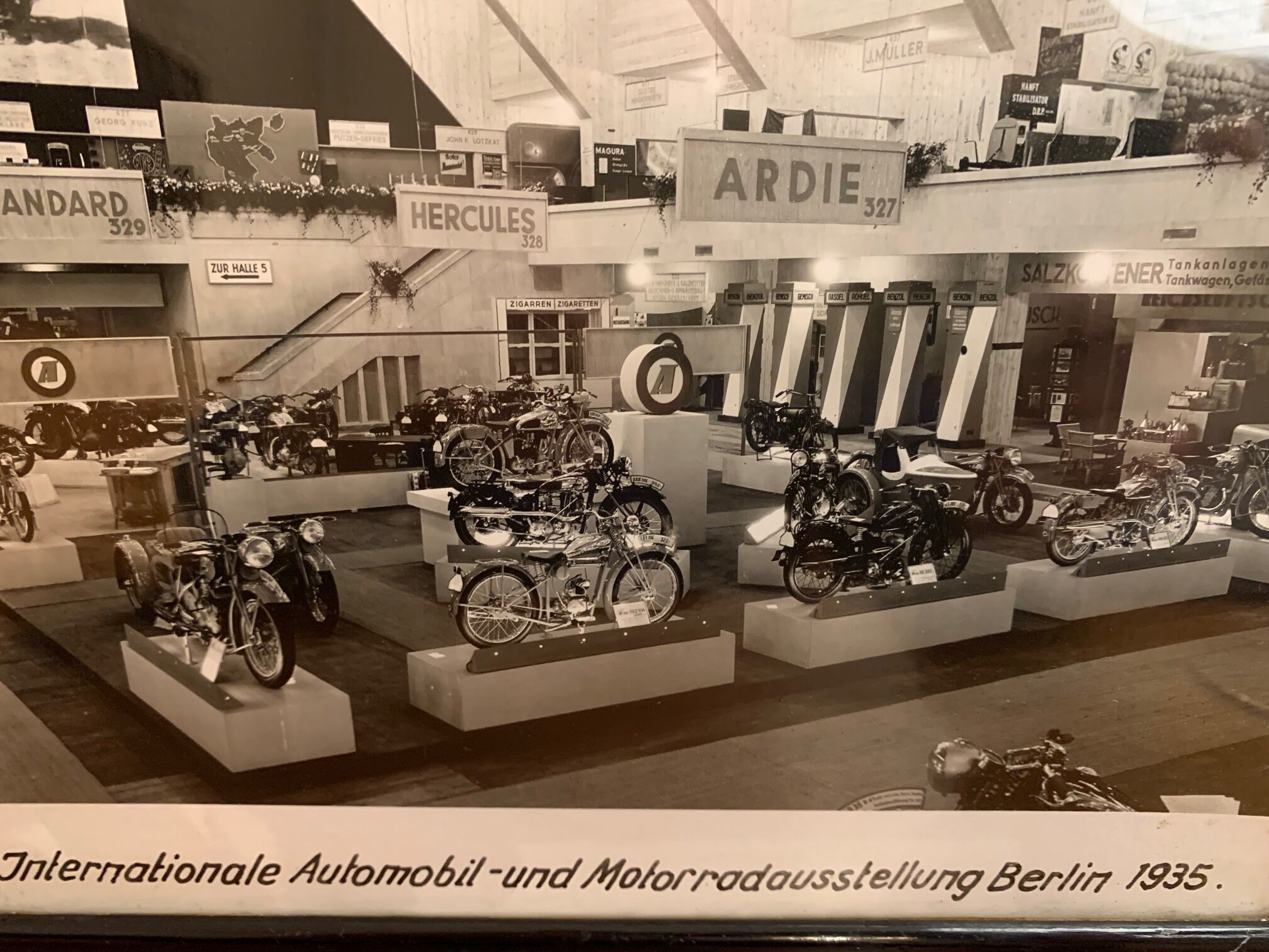 Original photo from the Internationale Automobil Berlin 1935 exhibition.