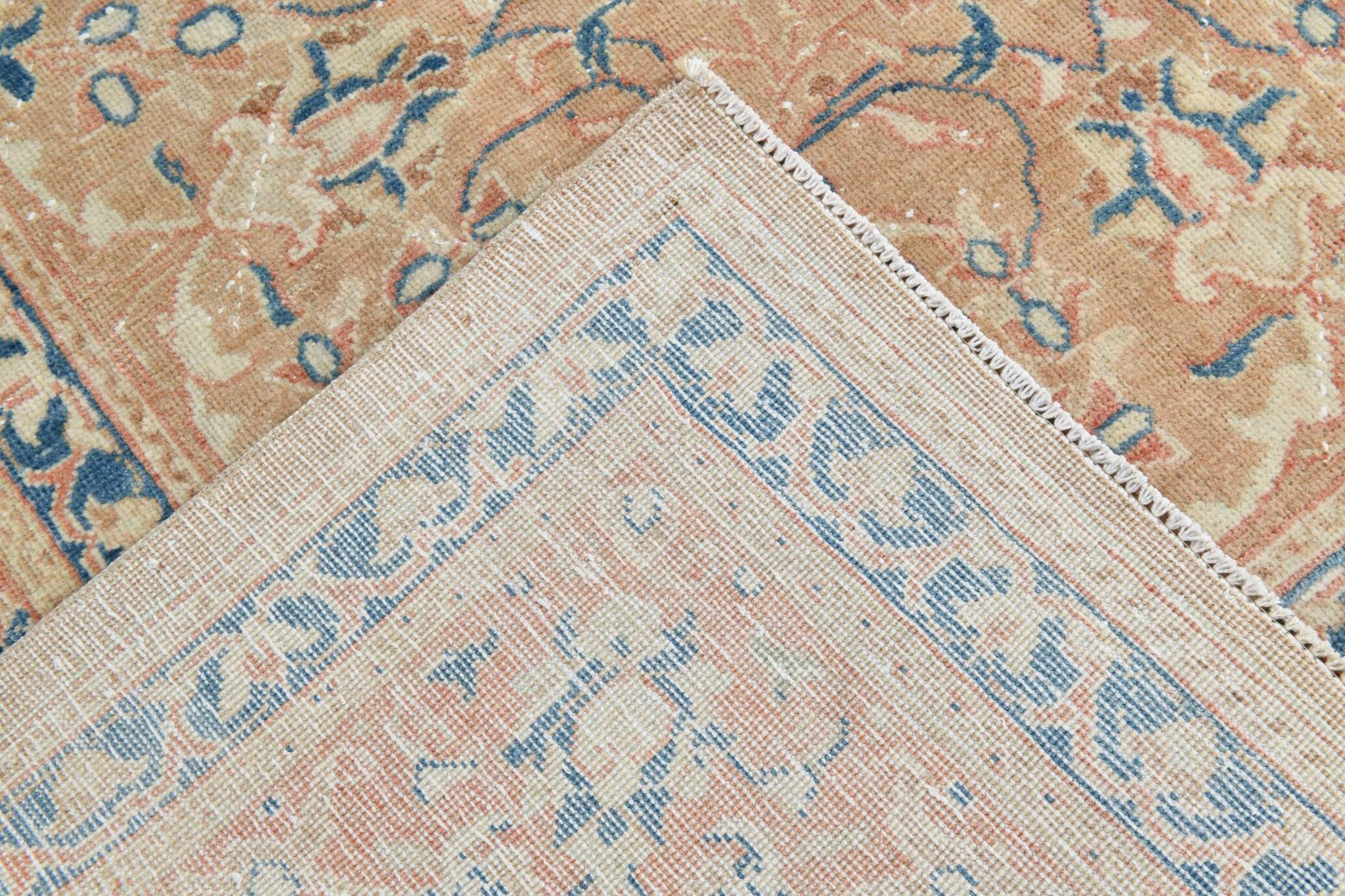 Tapis persan classique bleu et pêche