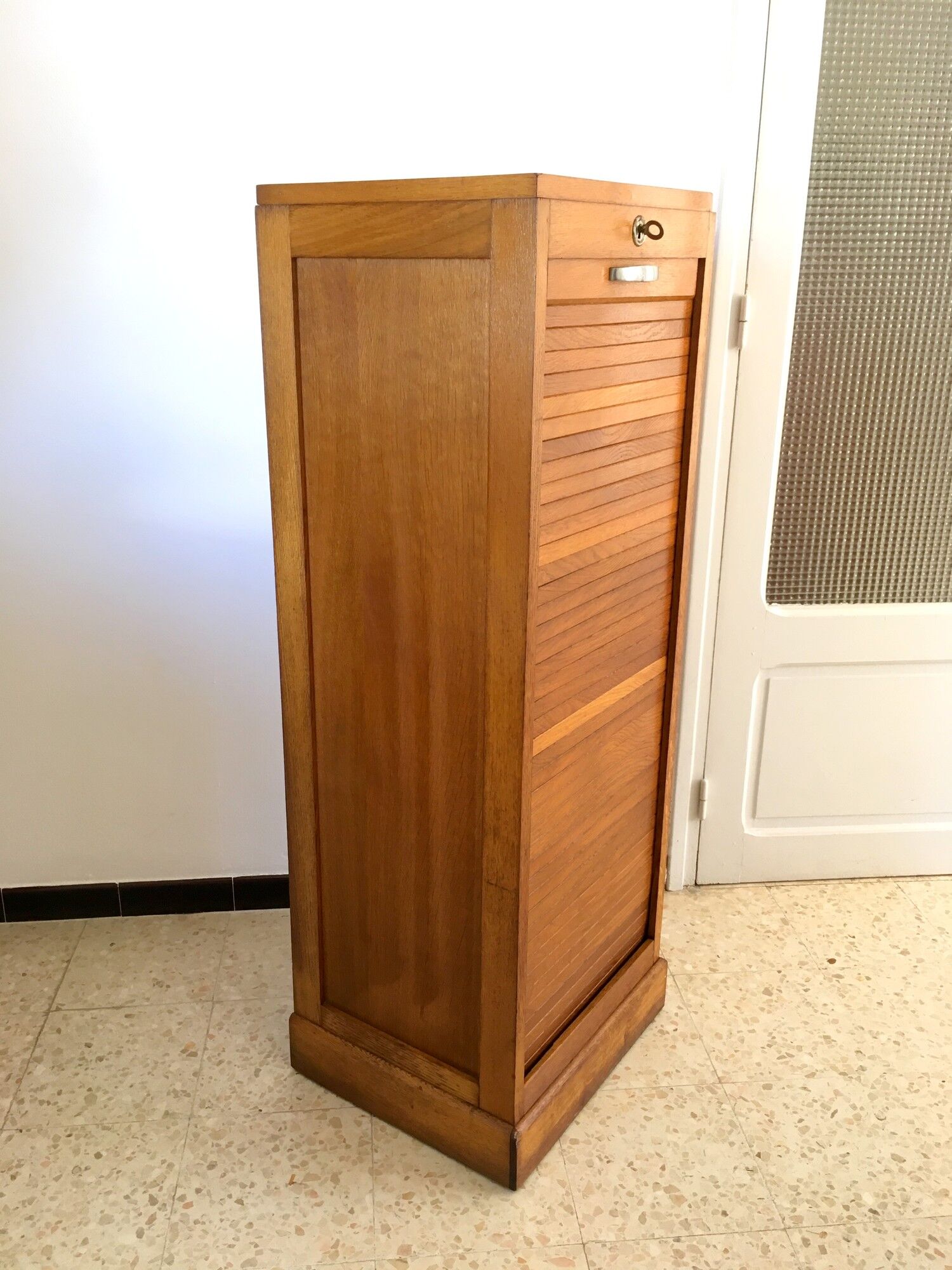 Vintage curtain binder 50s