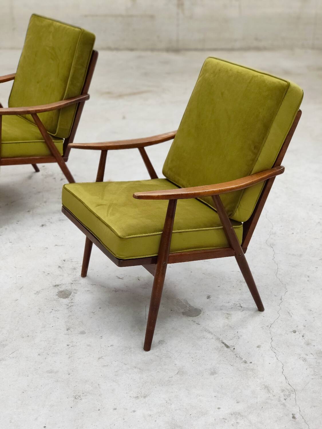 Pair of green velvet boomerang armchairs by Antonin Suman for Ton Bystrice "Thonet"