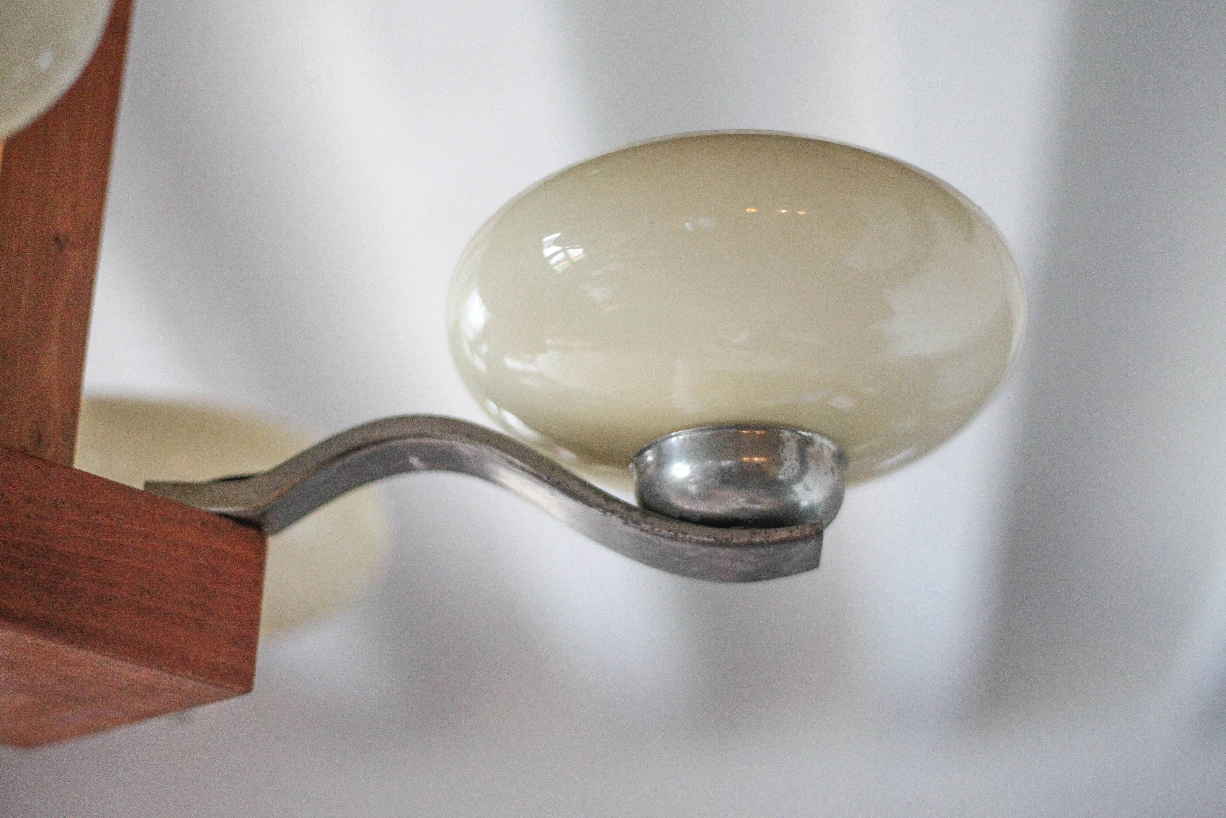 Art Deco suspension, 4-light chandelier with opaline globe, ceiling lamp.