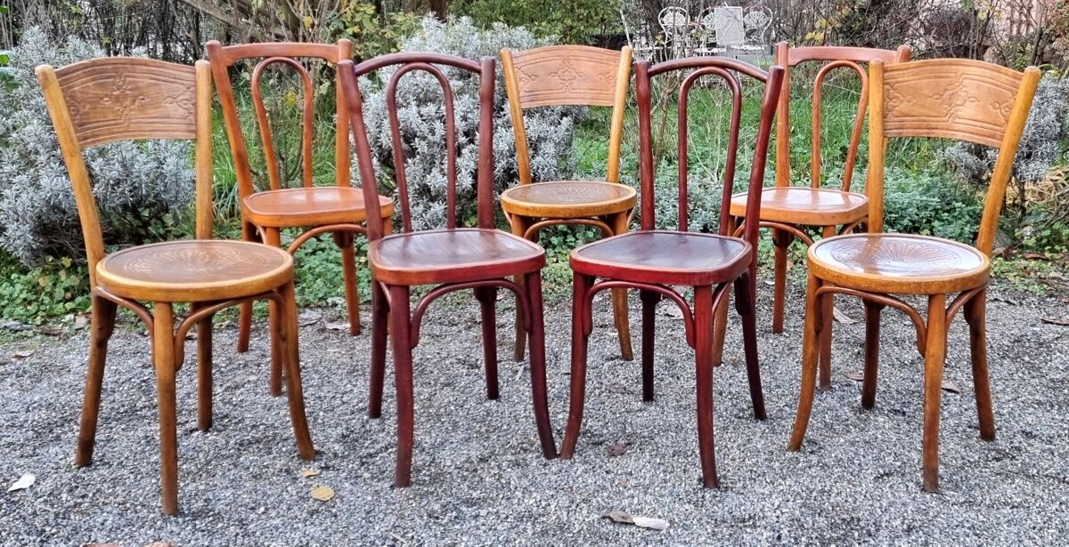 Lot 7 bistro chairs early twentieth in bentwood