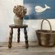 Tabouret en bois tripode