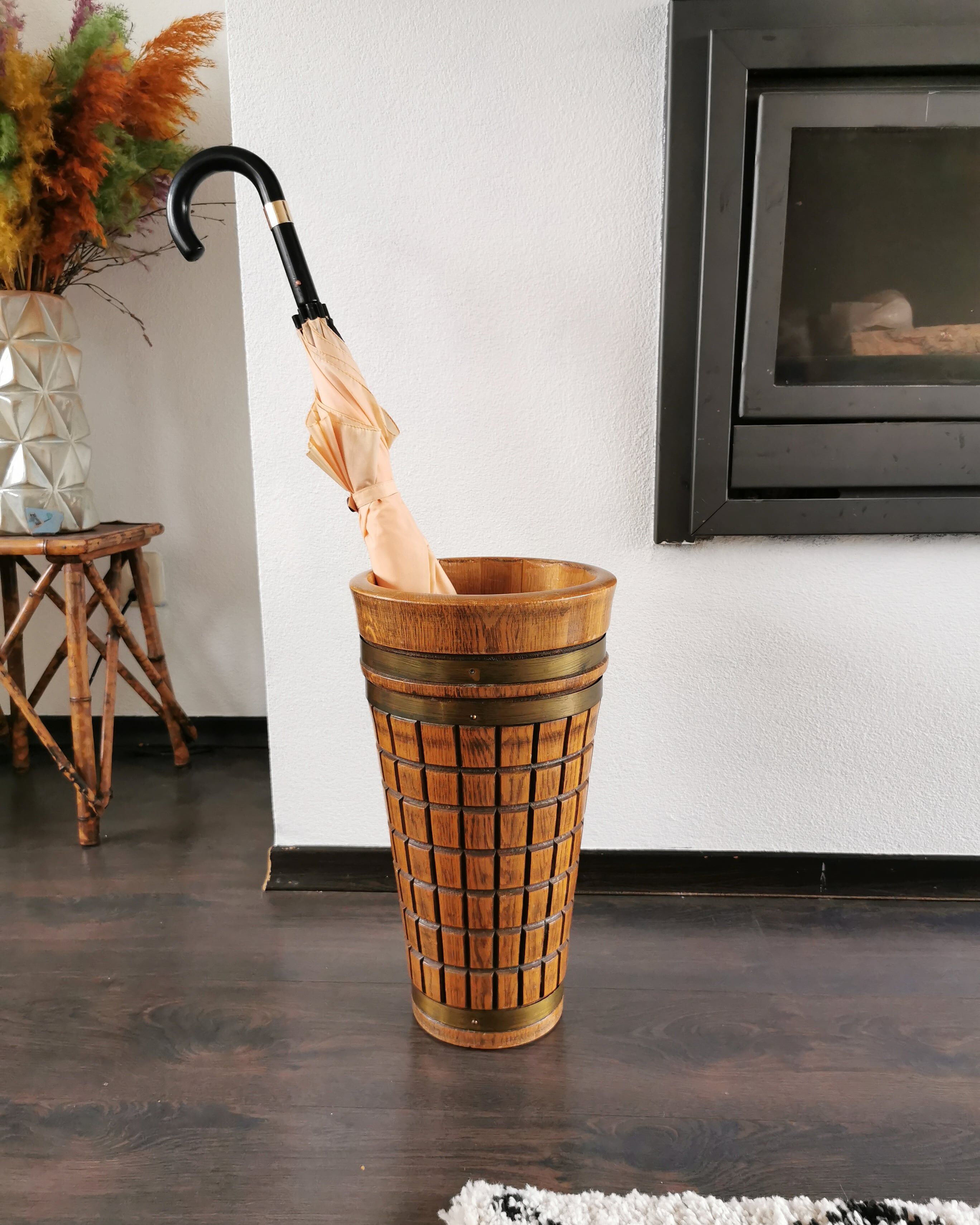 Vintage wooden umbrella stand, '70s