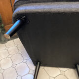 Fauteuil à grand dossier en tissu