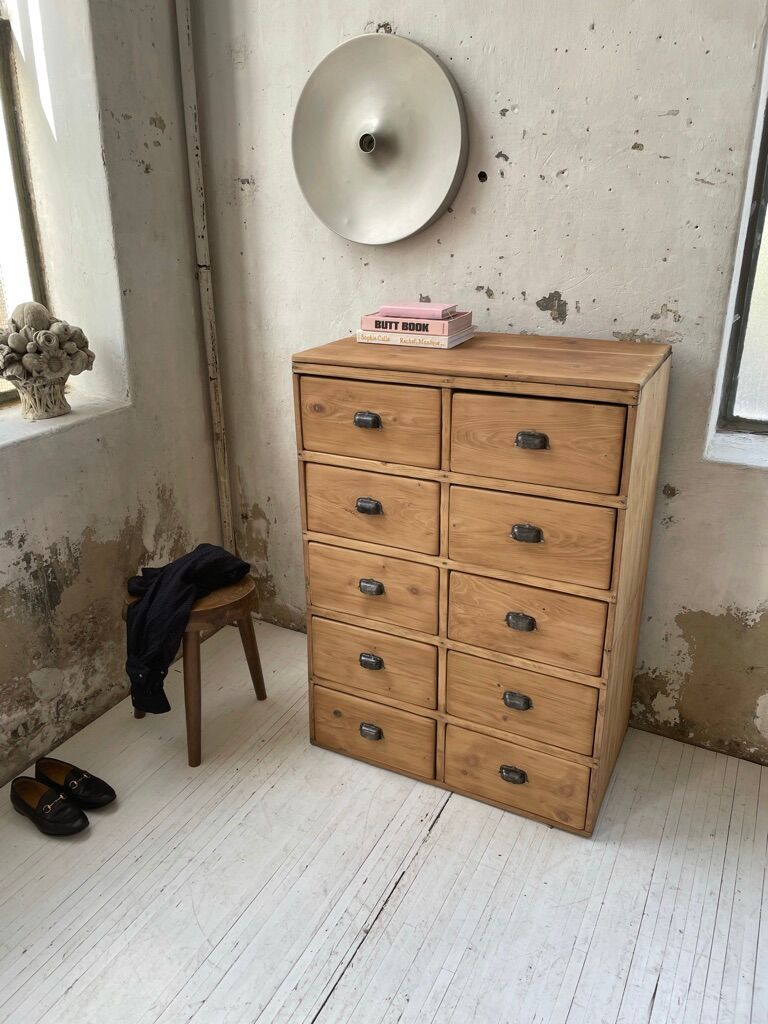 Craft furniture with drawers shell handles