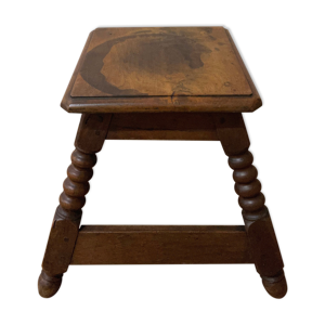 Tabouret en noyer de style Louis
