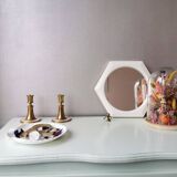White ceramic dish shaped like 80s shells