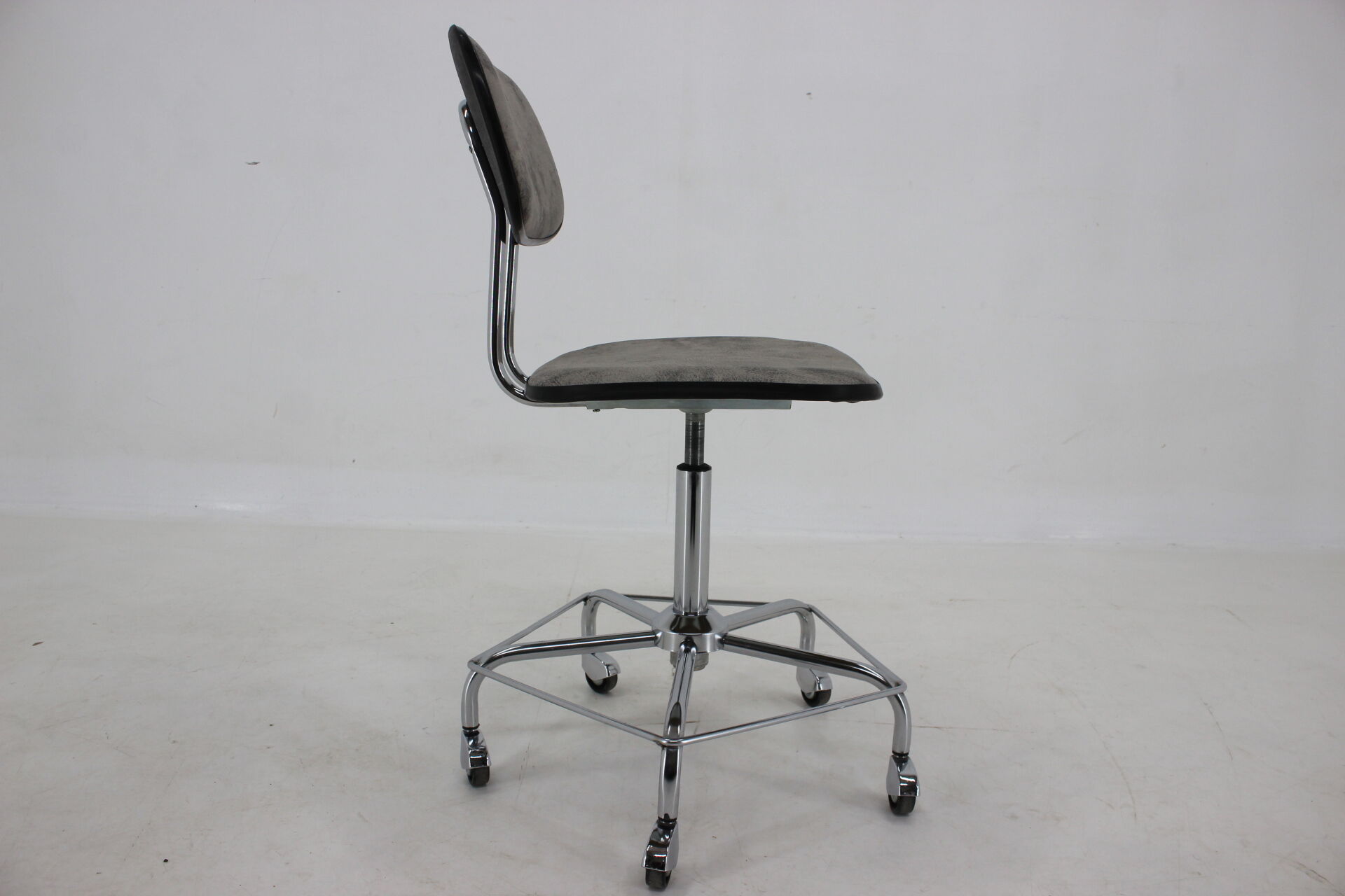 1970s Office Chair in Leather, Germany