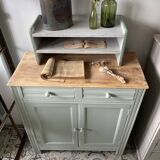 Buffet parisien vert d’eau