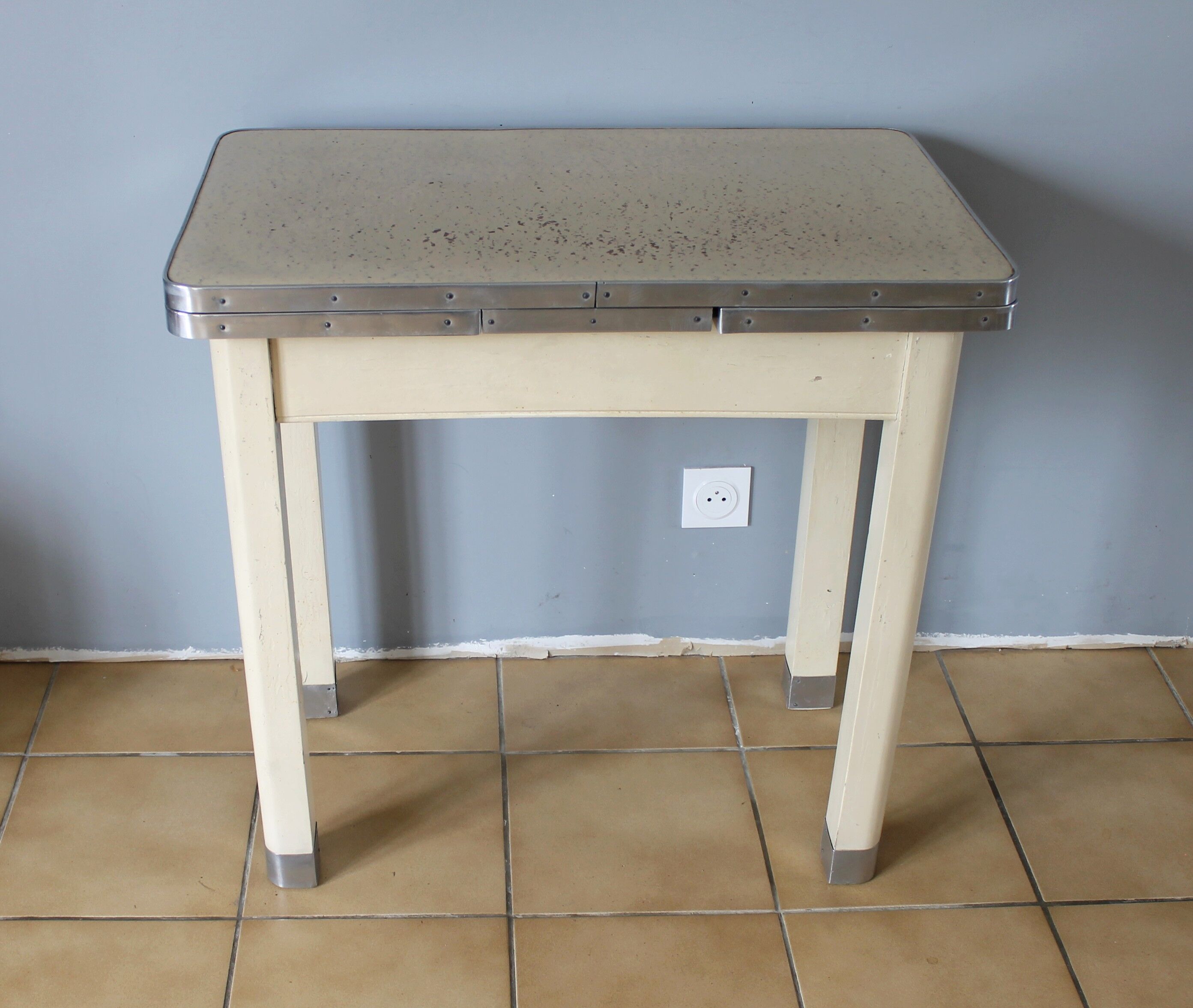 1950s vintage extension kitchen table