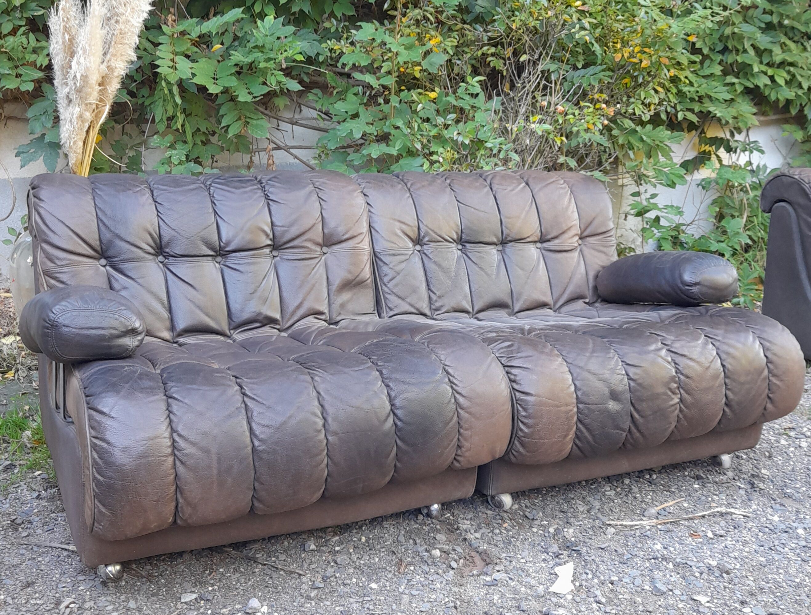 Modular drivers Italian design brown leather