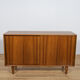Buffet en noyer danois du milieu du siècle, années 1960