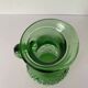 Pichet en verre vert décoré de bulles