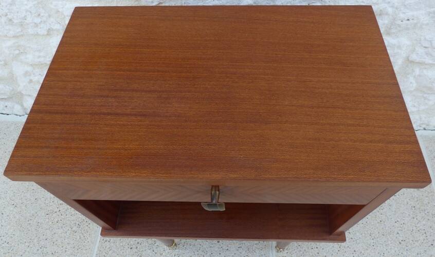Vintage bedside table with 1 drawer and 1 niche, brass feet - very good condition.