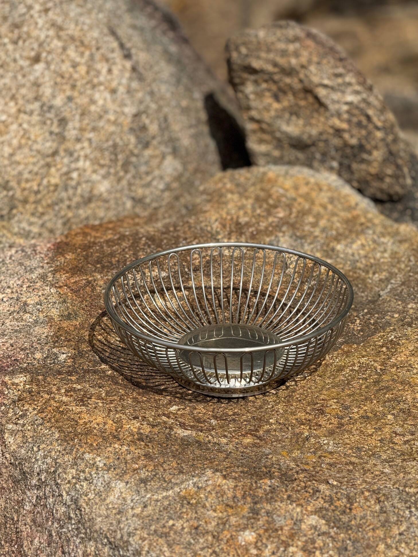 Wire basket
