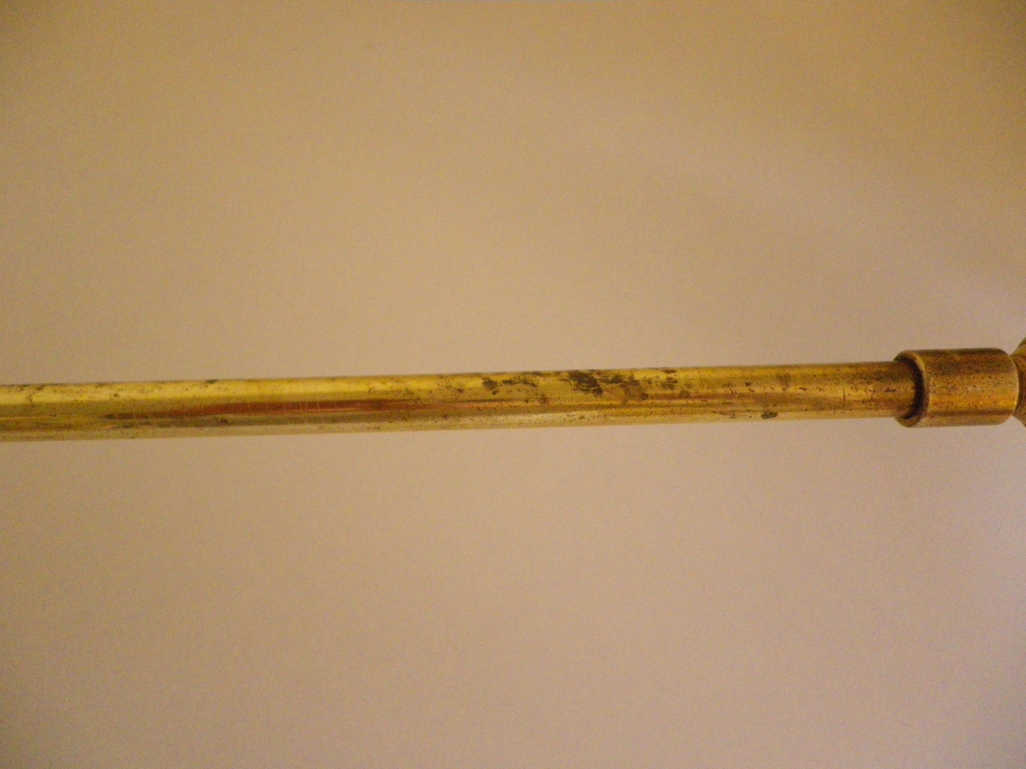 Suspension in brass and glass opaque granulated 1960s/1970s