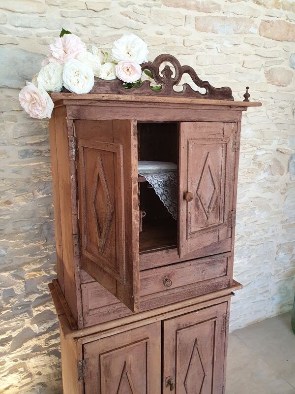 Armoire style art populaire