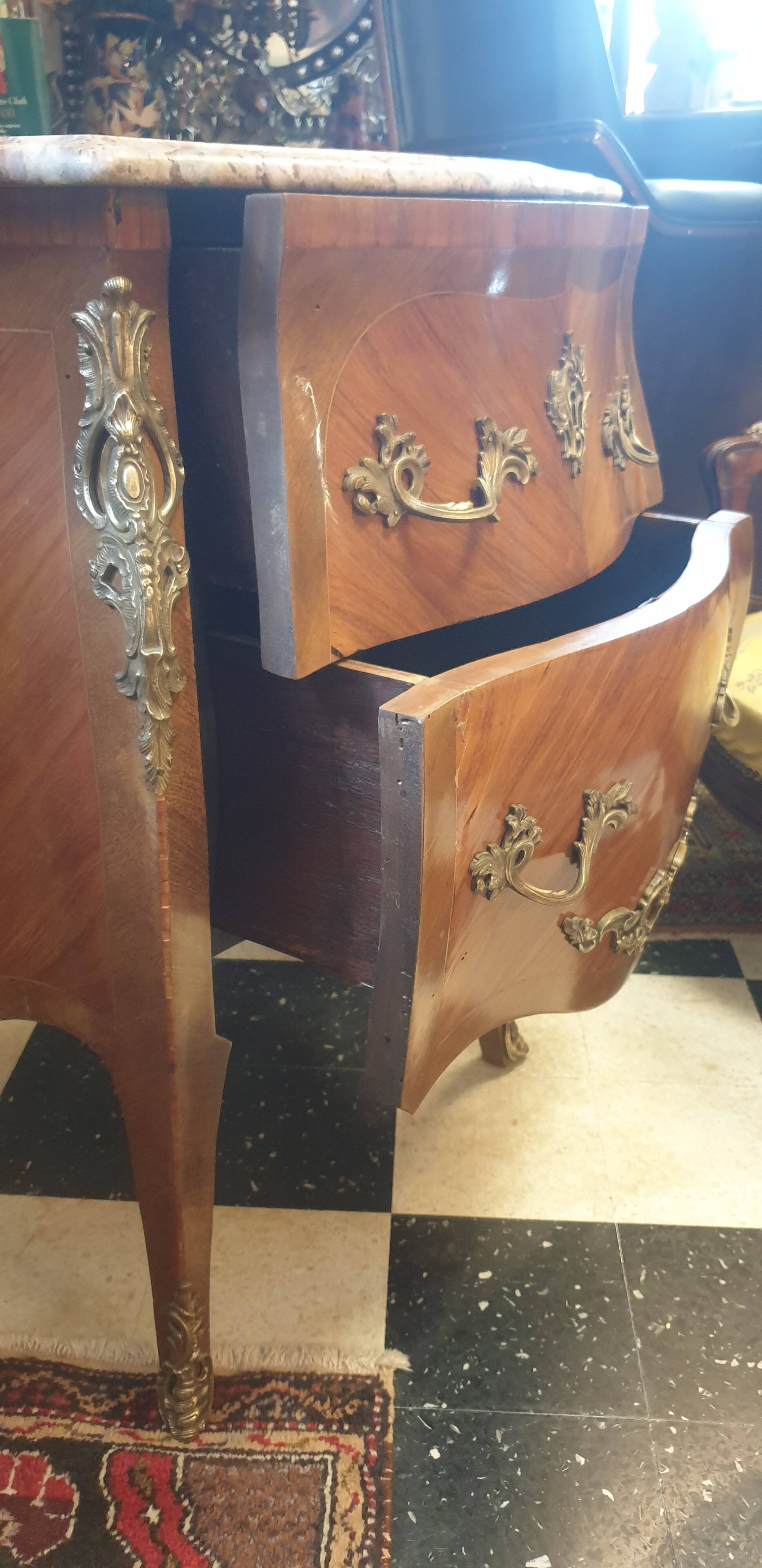 Louis XV style curved commode in rosewood
