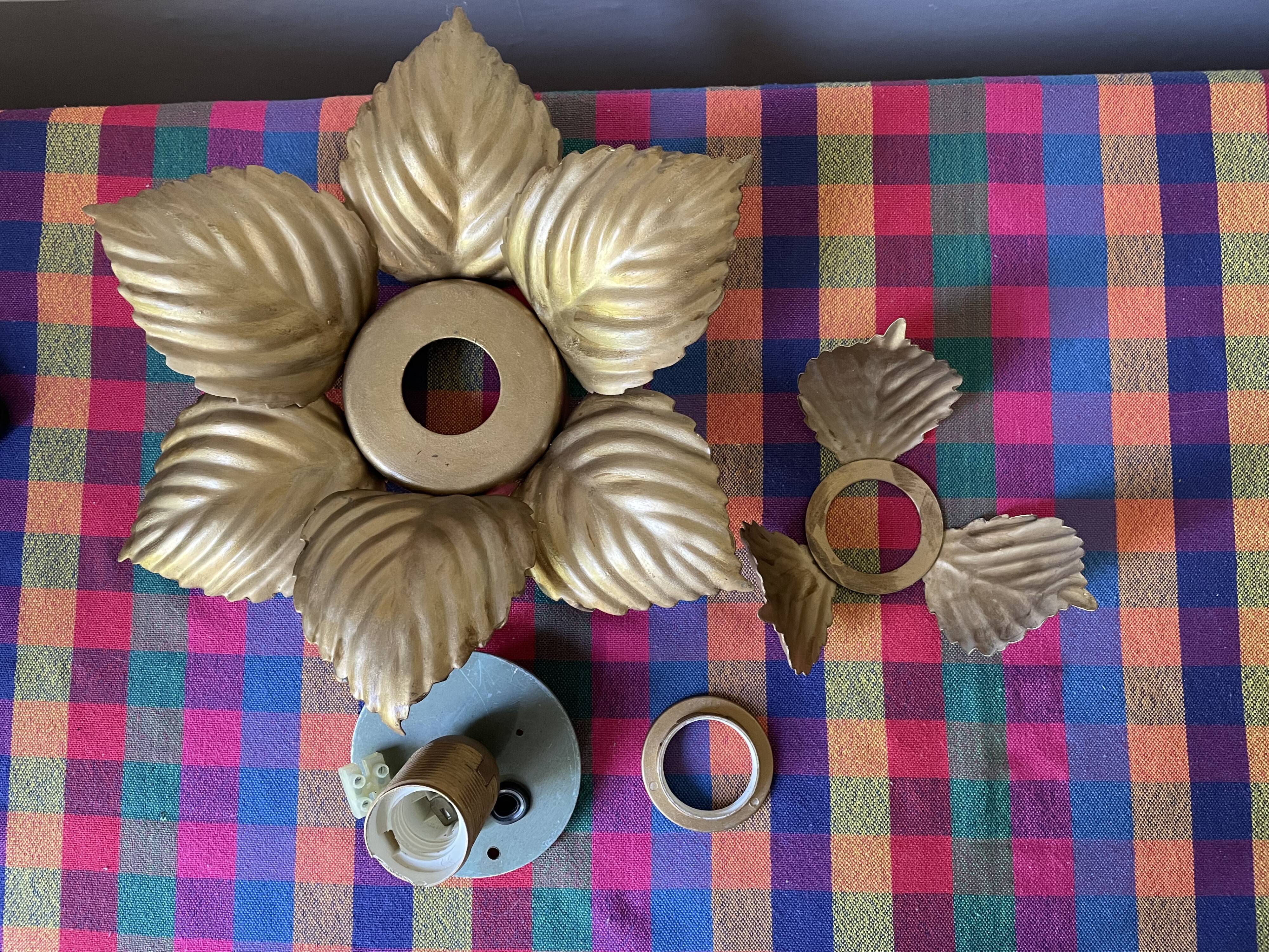 Masca golden flower wall light