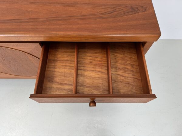 Buffet en teck vintage unique des années 1960, produit par Nathan.
