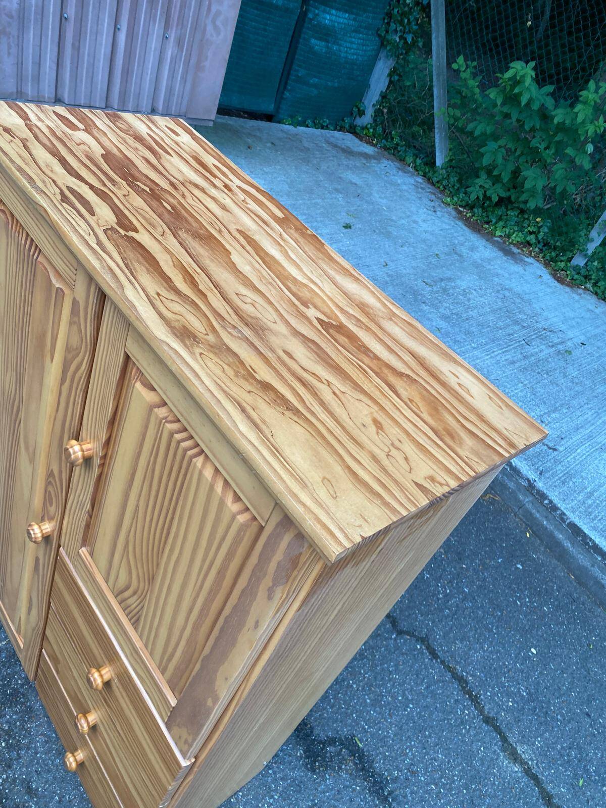 Vintage Scandinavian chest of drawers in solid pine from the 1980s.