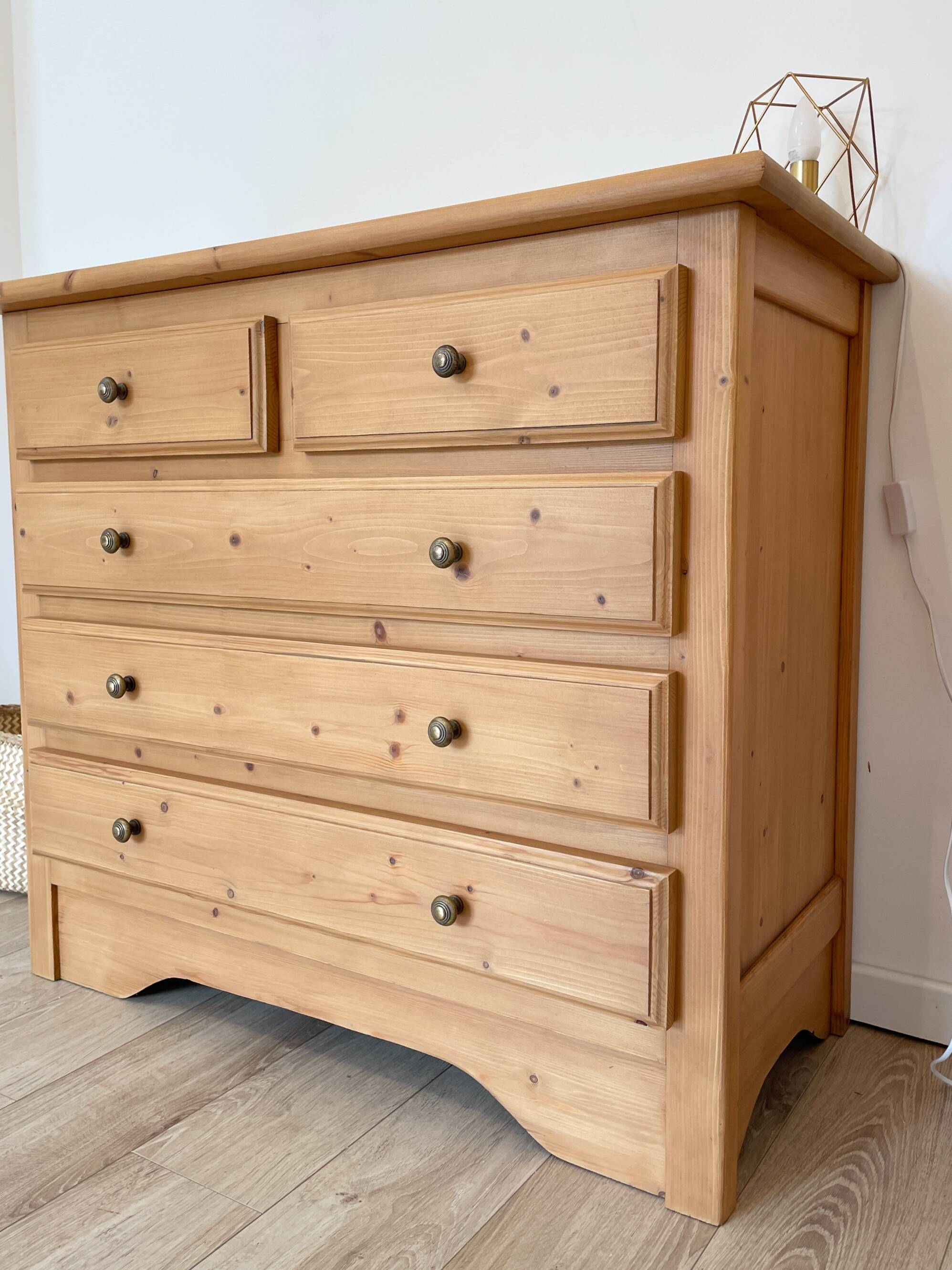 Commode en pin massif - esprit campagne chic