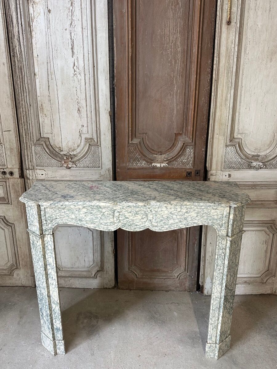 Cheminée de Louis XV pompadour circa 1900 marbre vert d’Estours