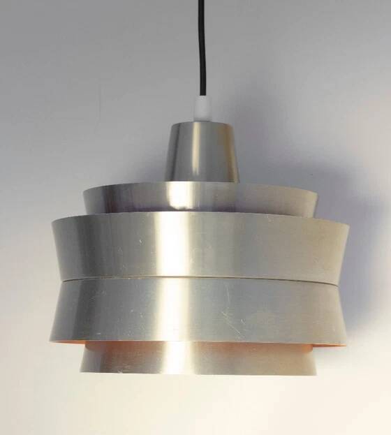 Suspension Trava de Carl Thore en aluminium avec intérieur laqué orange