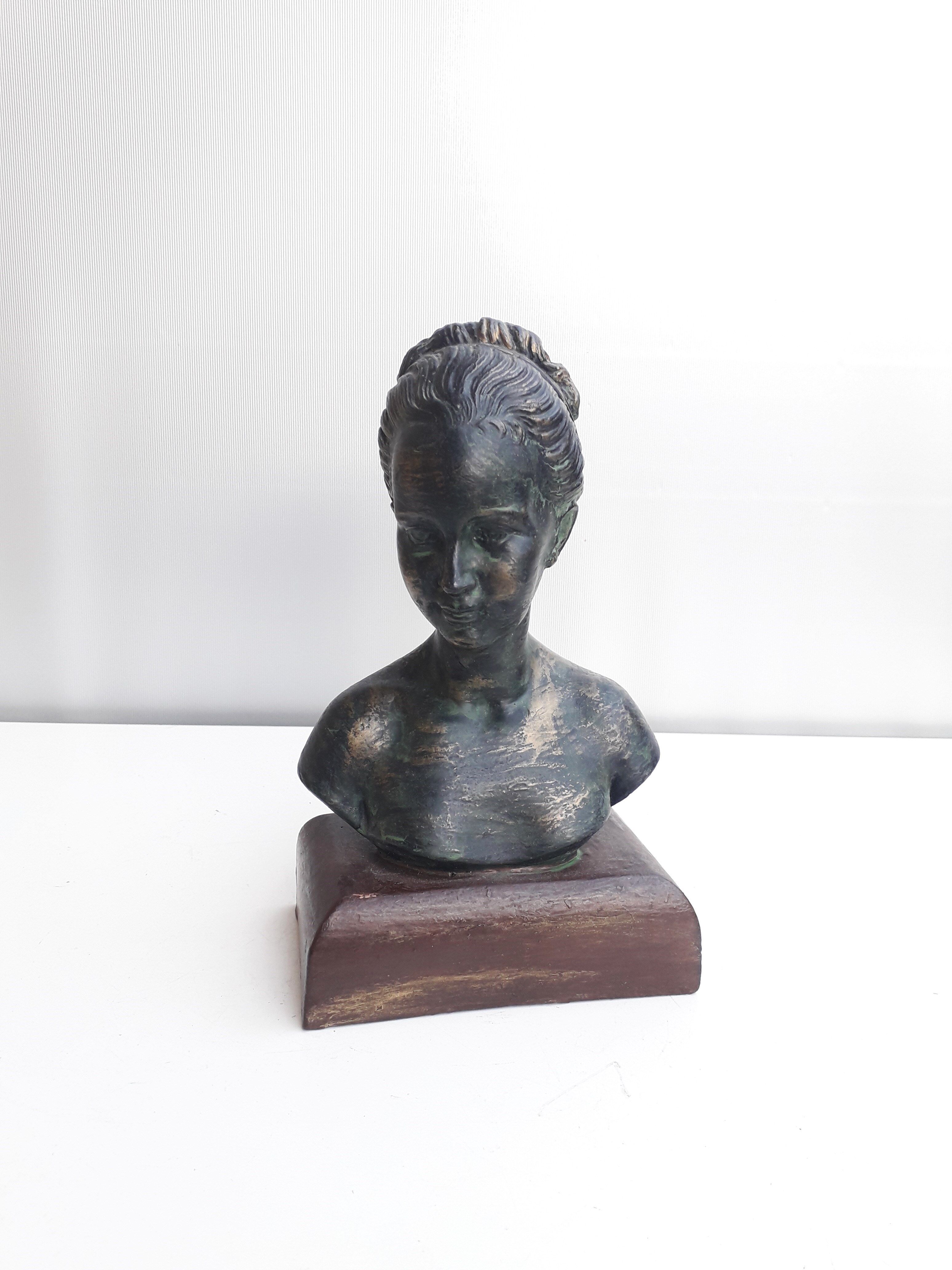 Woman bust in plaster antique bronze effect circa 1960