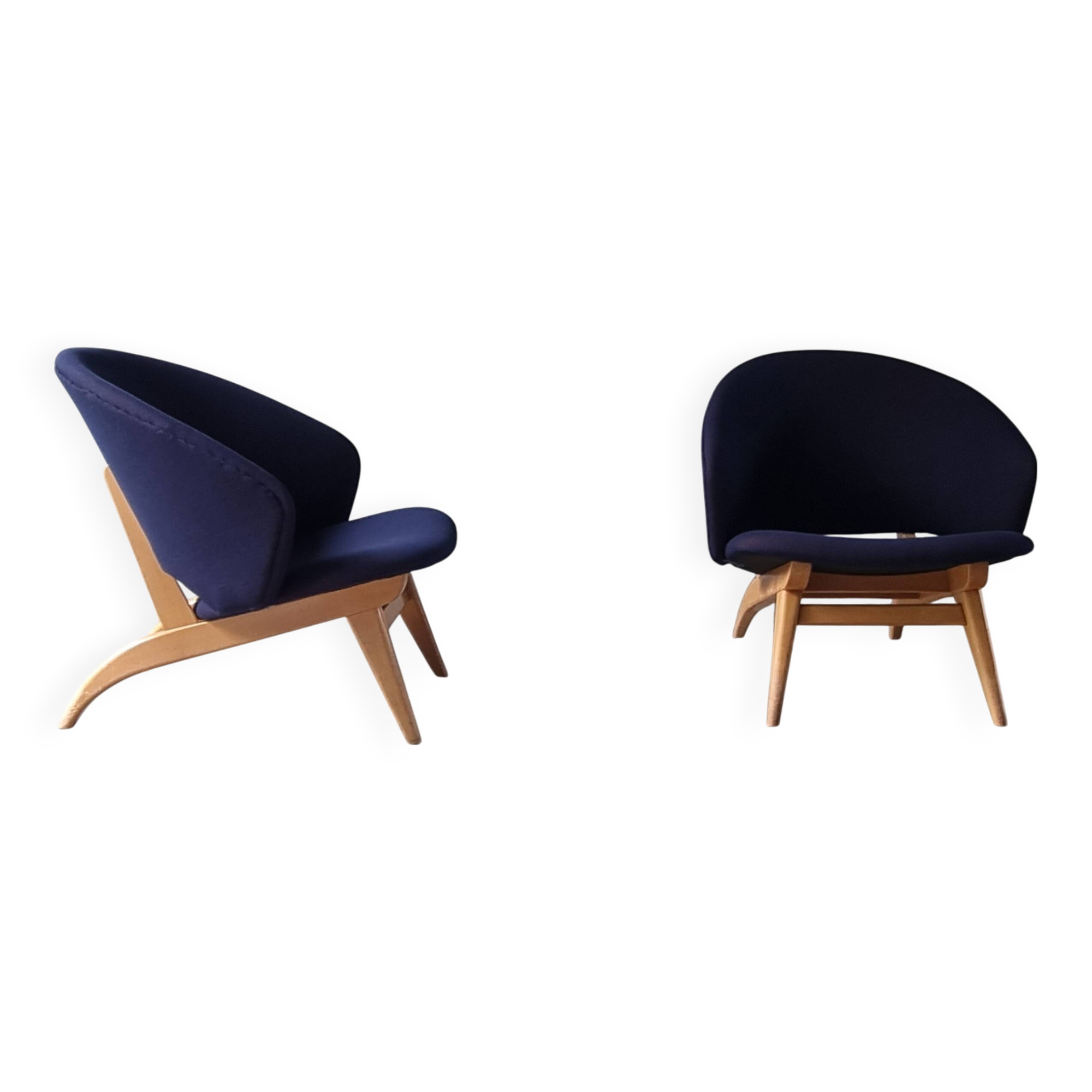 Set of two mid century lounge or cocktail chairs by Theo Ruth for Artifort