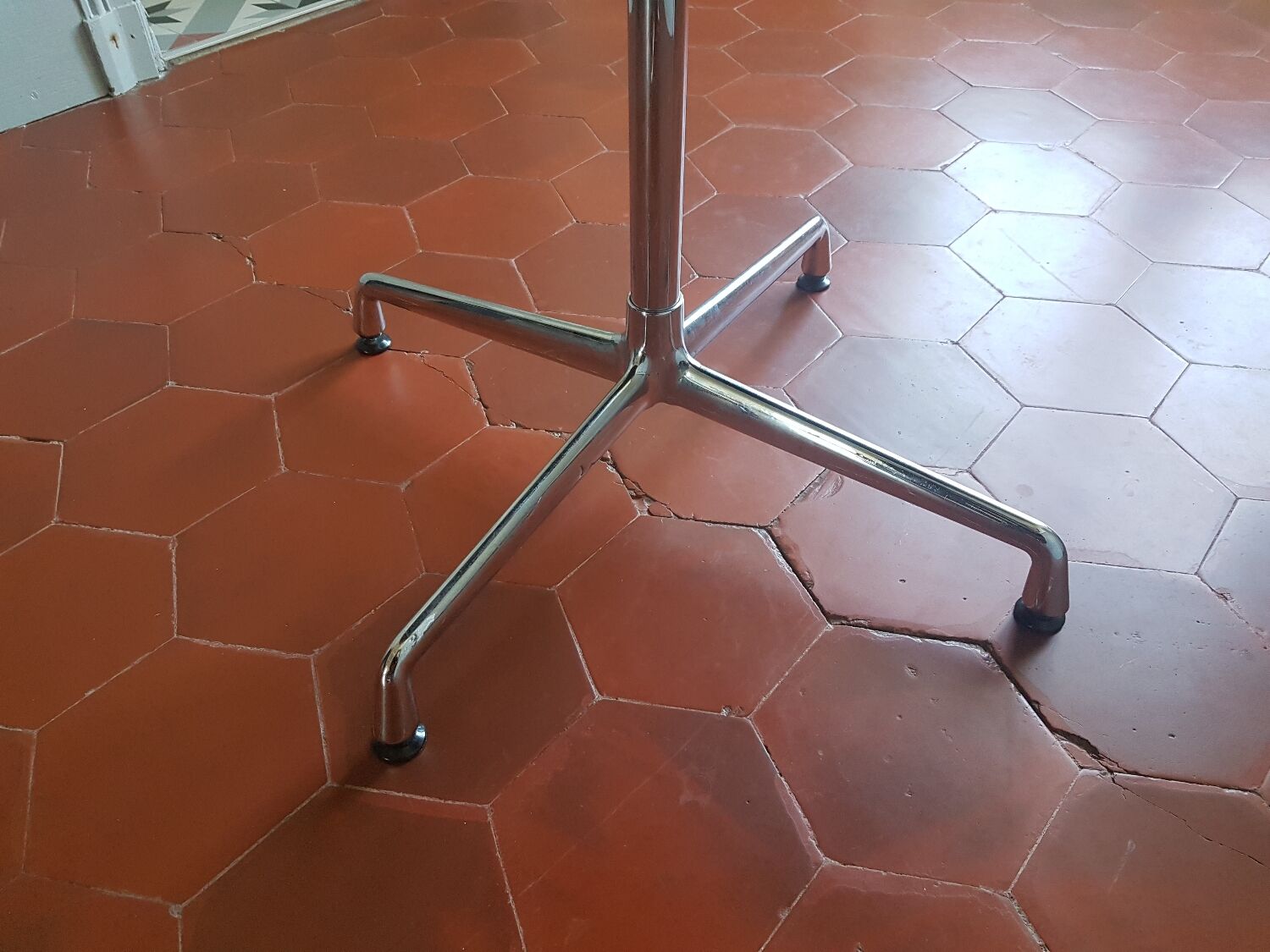 Table by Charles & Ray Eames, Vitra