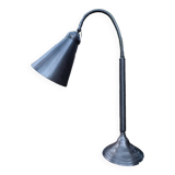Gooseneck desk lamp