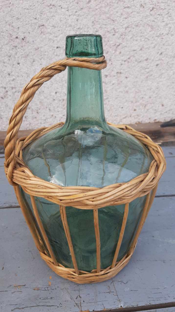 Lady jeanne vintage viresa with wicker
