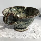 Container with spout