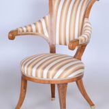 Fauteuil Biedermeier restauré en noyer, Josef Danhauser, Vienne, Autriche, années 1820