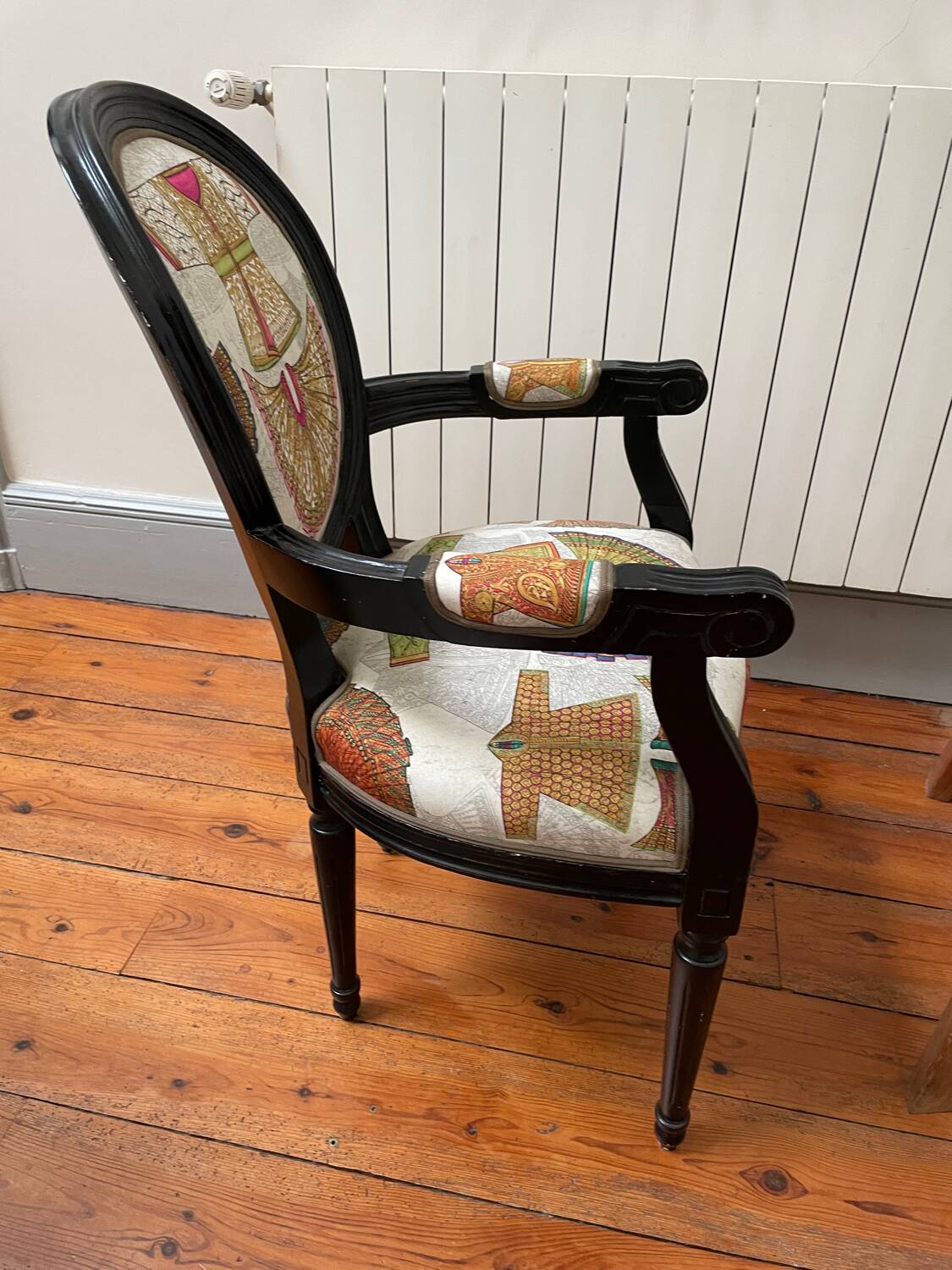 Fauteuil recouverte tissus PIERRE FREY