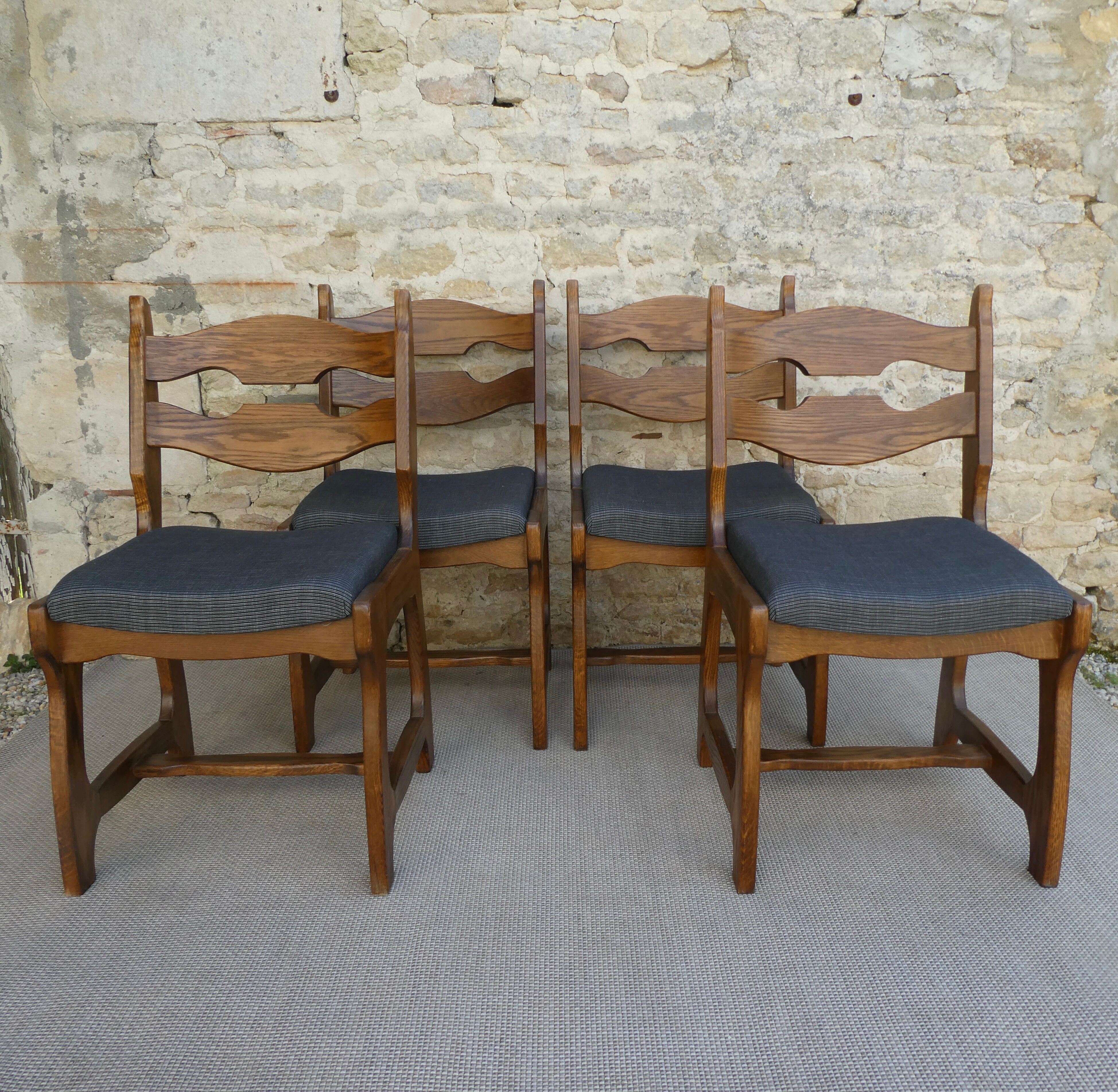 4 chairs in solid wood from Guillerme and Chambron