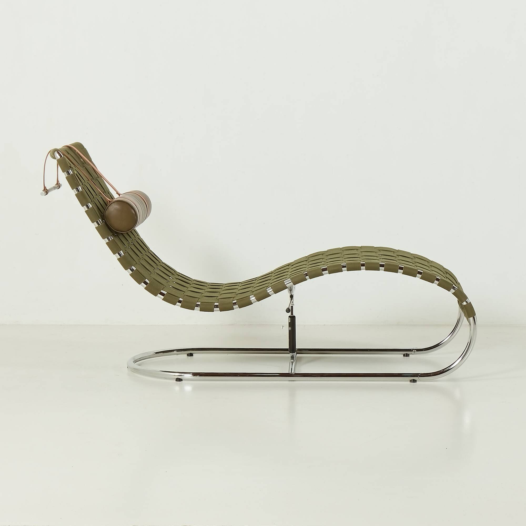 Danish daybed model GD1 by Karsten Gransgaard