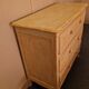 Louis XV / Provençal style chest of drawers – 3 drawers – Light patina (Ivory and Honey)