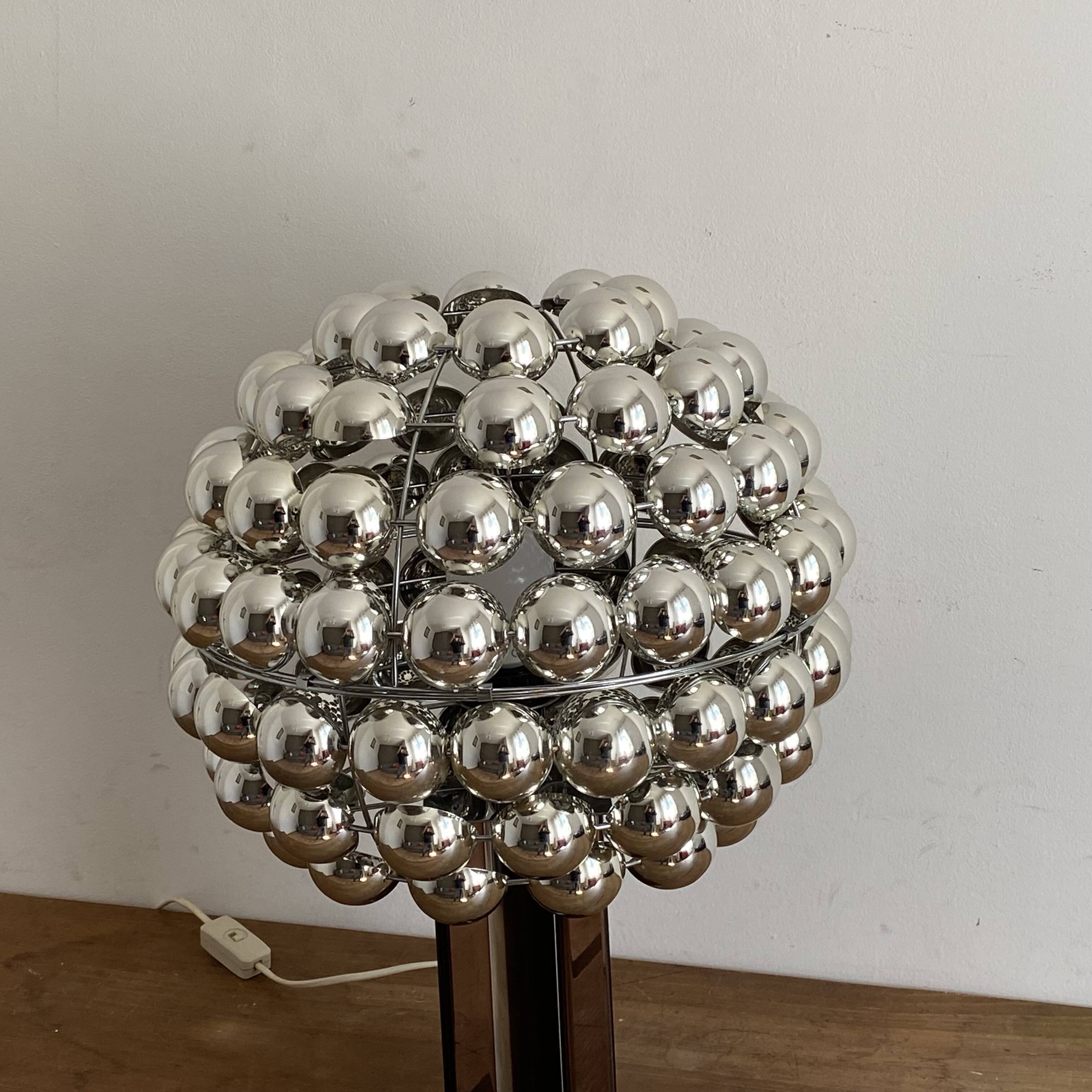 Kinetic lamp. 1970. Space age.